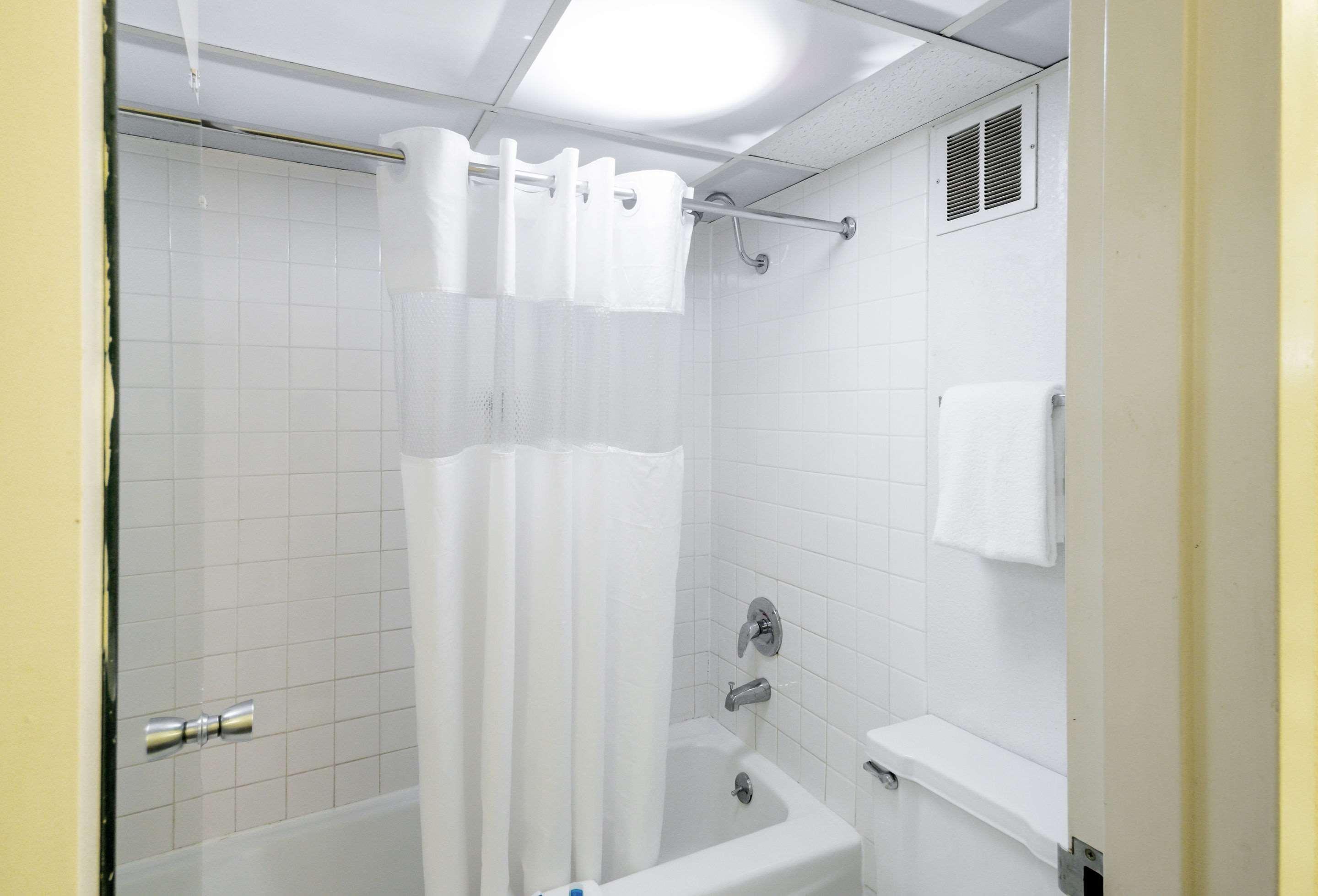 Rodeway Inn And Suites Portsmouth Zewnętrze zdjęcie