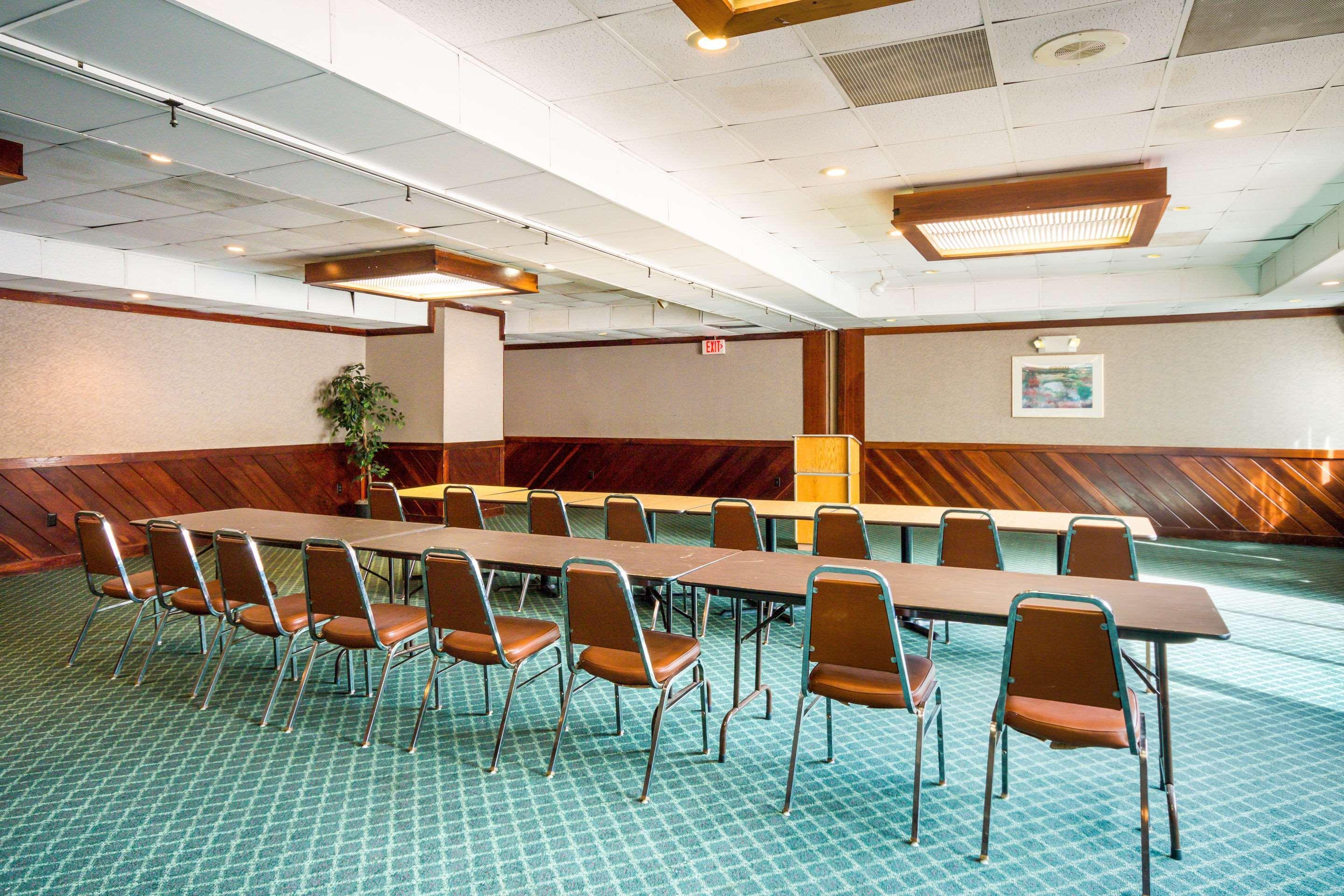 Rodeway Inn And Suites Portsmouth Zewnętrze zdjęcie