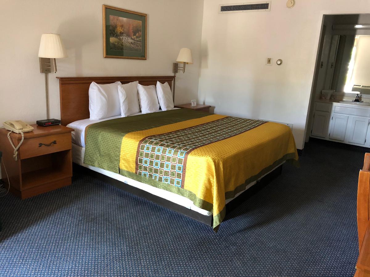 Rodeway Inn And Suites Portsmouth Zewnętrze zdjęcie